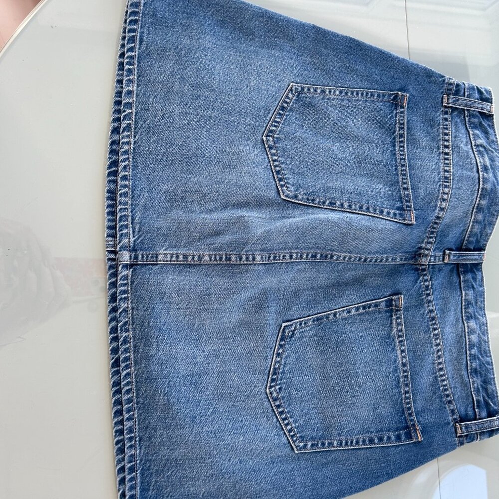 NWT Banana Republic Denim mini skirt size 12 - Picture 2 of 2